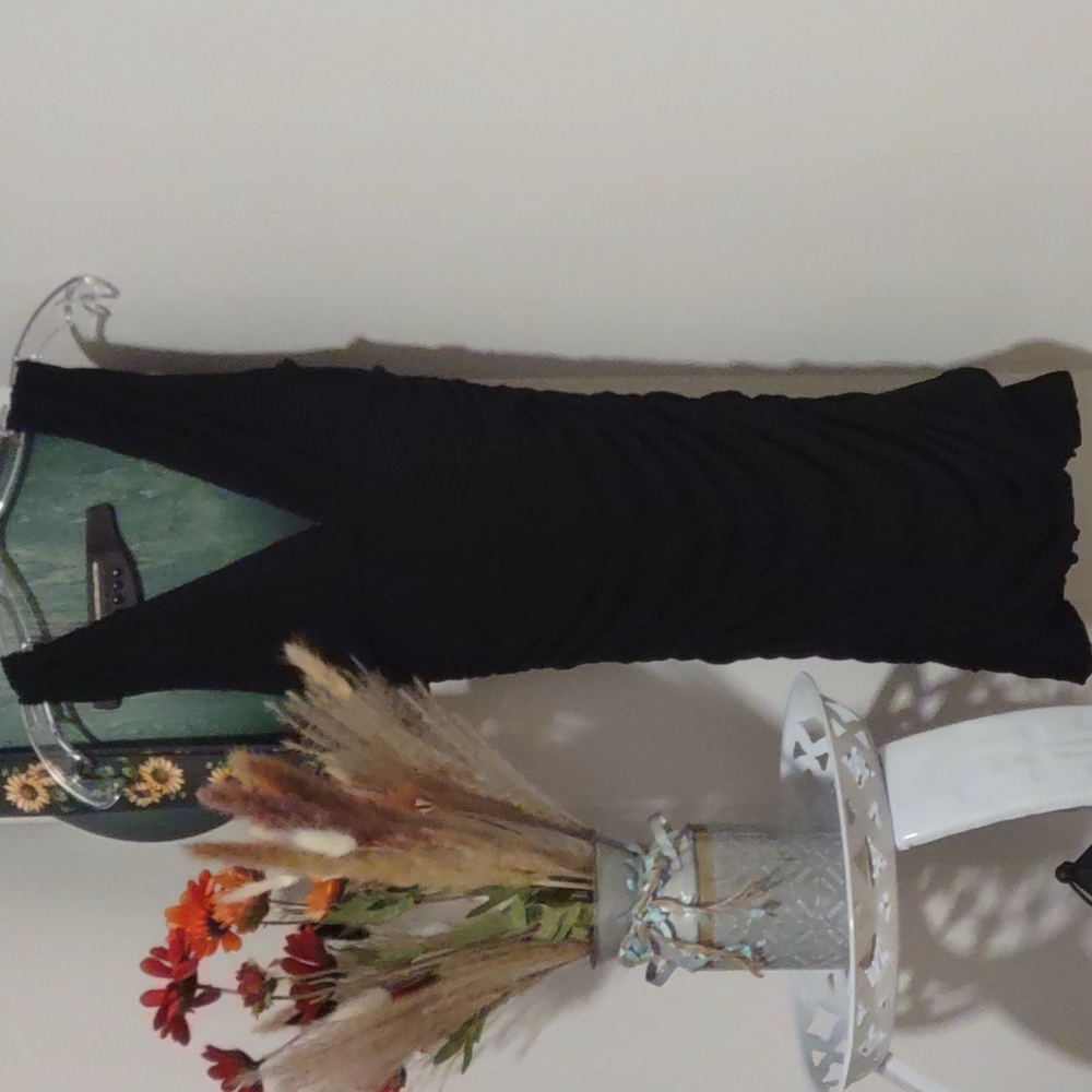 Black beautiful dress stretchy small